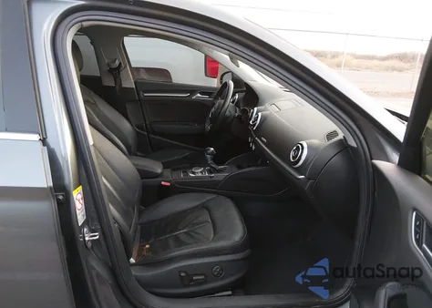 2015 Audi A3 2.0T Premium z USA, uszkodzony, nr VIN WAUEFGFF7F1018343